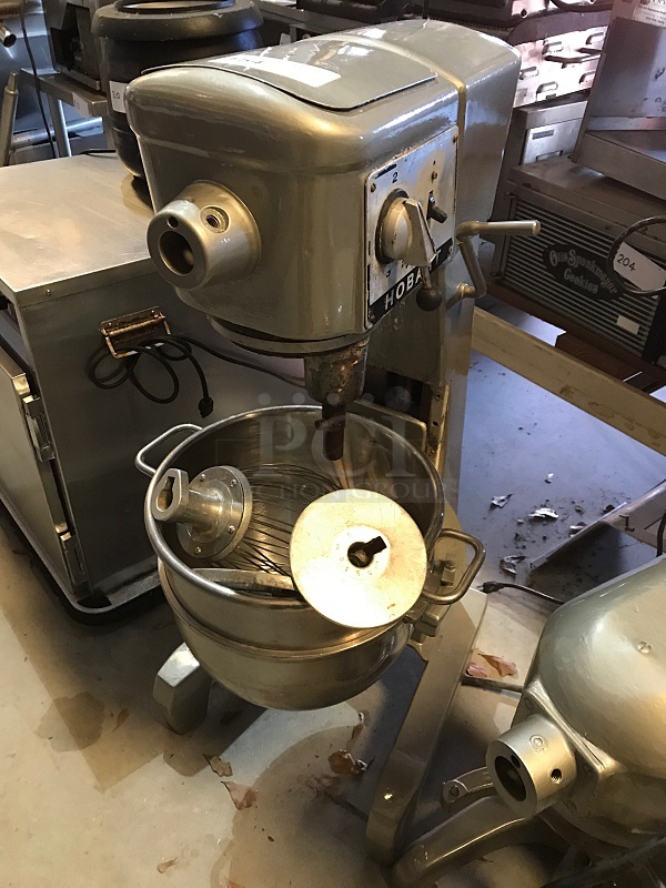 NICE! Hobart D300 Floor Mixer, Includes Bowl & Attachments, 115v 1ph, Tested & Working!