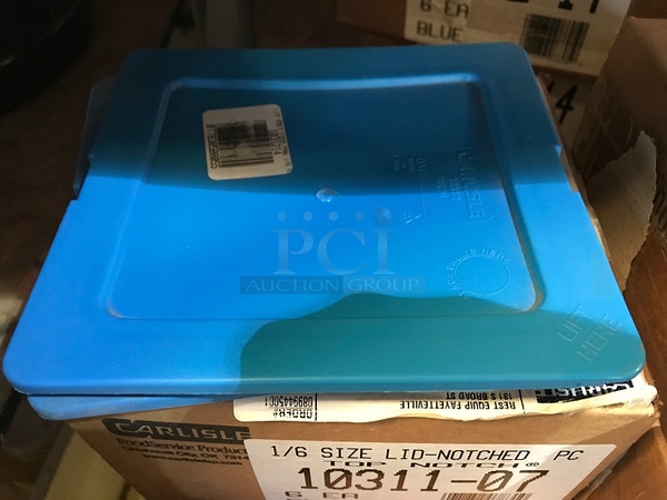 NEW IN BOX! Carlisle Notched 1/6 Insert Pan Lids (2 times your bid)
