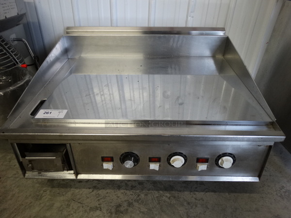 WOW! Stainless Steel Commercial Countertop Gas Powered Flat Top Griddle w/ Thermostatic Controls. 36x31x22