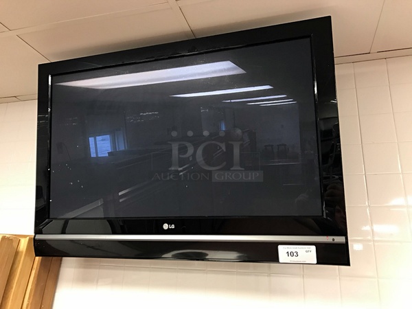LG 42" HDTV Includes Wall Mount, 110v 1ph, Tested & Working!