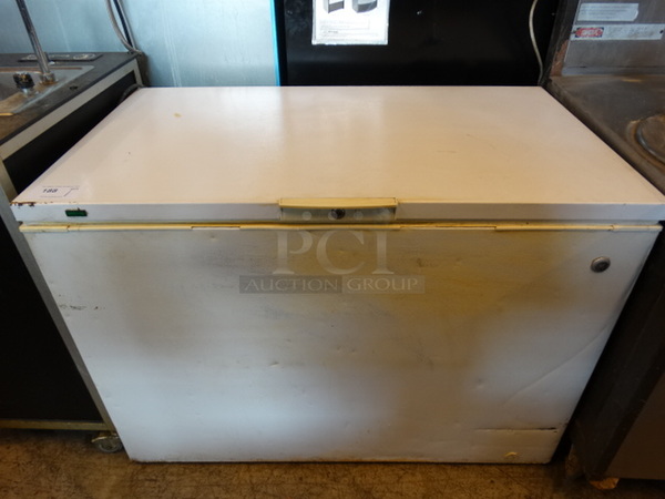 NICE! GE Chest Freezer w/ Hinge Lid. 48x29x35. Tested and Working!