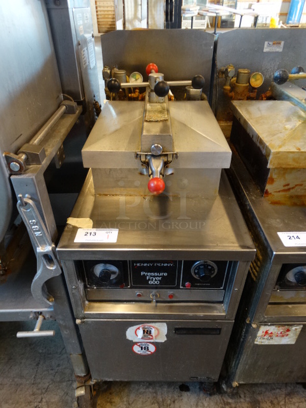 FANTASTIC! Henny Penny Model 600 Stainless Steel Commercial Natural Gas Powered Pressure Fryer w/ Metal Basket on Commercial Casters. 80,000 BTU. 18x39x48