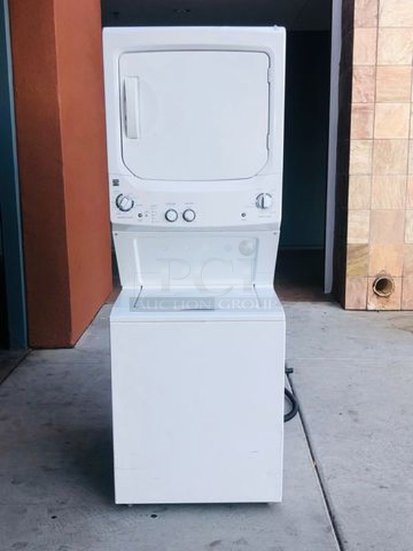 Kenmore Laundry Center, Electric with Washer & Dryer, 27in, White, 208-240v Custom Items 26-49608 Dryer exhaust 6' flexible* "DDC - RETAIL ACCES."(12) Custom Items 26-49388 Dryer Cord, 4 ft, 4 wire

Leaks water. Makes Noise