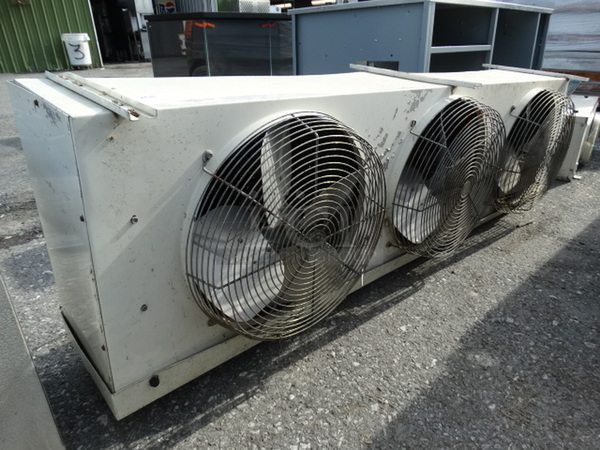 Larkin Model ELT380 Metal Commercial Condenser. 230 Volts, 1/3 Phase. 94x21x25