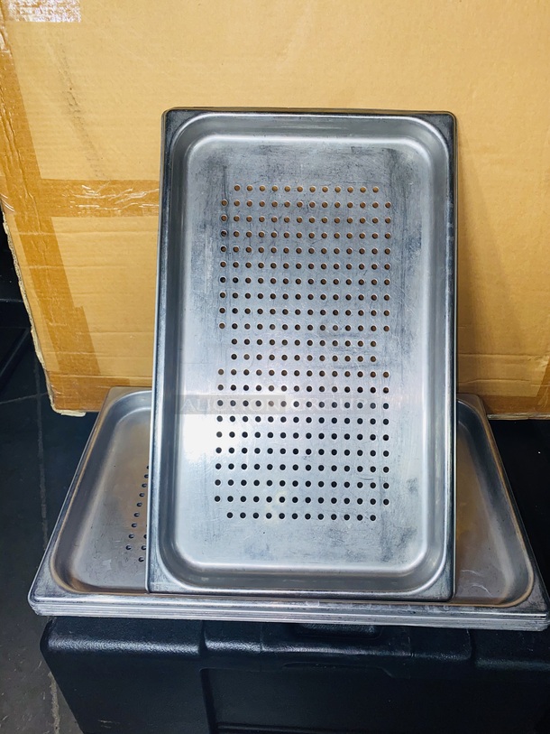 BEAUTIFUL!! Full Size 1 1/4" Deep Anti-Jam Perforated Stainless Steel Steam Table / Hotel Pans

5x Your Bid