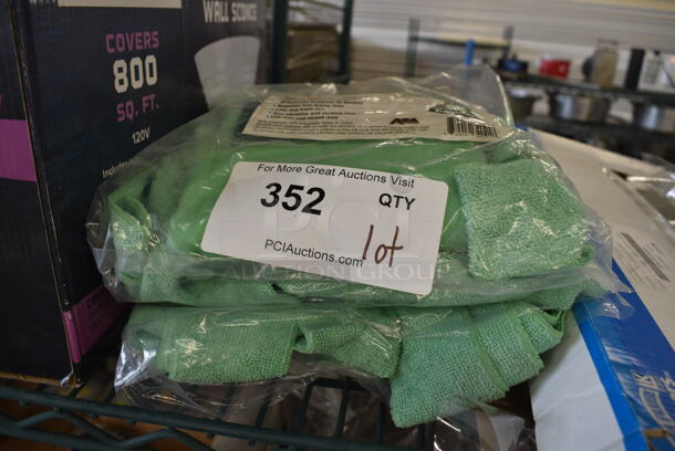 ALL ONE MONEY! Lot of 2 Bundles of Green Towels!