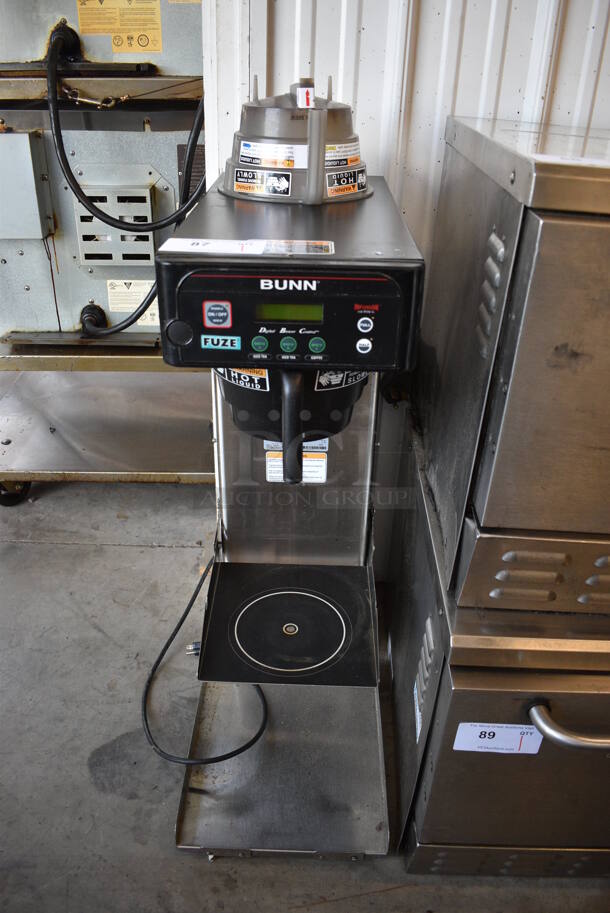 Bunn Model ITCB-DV Stainless Steel Commercial Countertop Iced Tea Machine w/ 2 Poly Brew Baskets. 120 Volts, 1 Phase. 12.5x24x34.5
