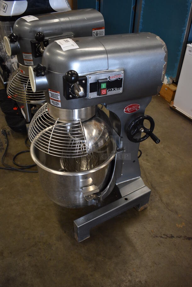 Avantco MX20 Metal Commercial 20 Quart Planetary Dough Mixer w/ Stainless Steel Bowl, Bowl Guard, Whisk and Dough Hook Attachments. 120 Volts, 1 Phase. 15x21x32. Tested and Working!