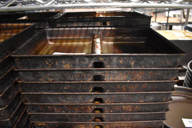 27 Metal 2 Compartment Baking Pans. 15x10x2. 27 Times Your Bid!