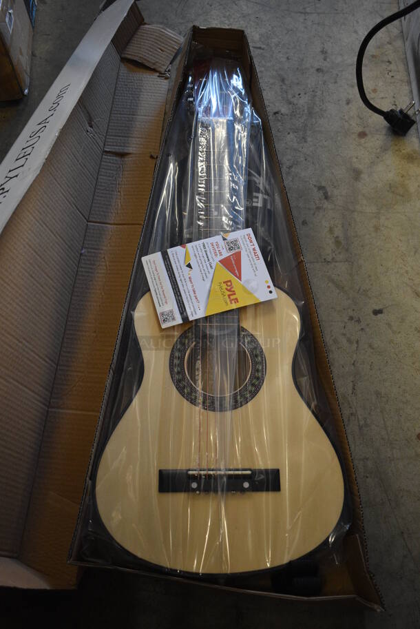 BRAND NEW SCRATCH AND DENT! Pyle PGAKT30 Beginner 30" Acoustic Guitar. 11x2.5x31