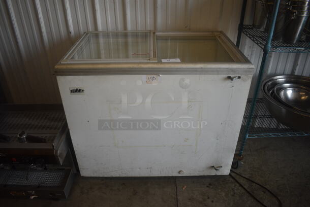2011 Summit SCF1094 Chest Freezer Merchandiser. 120 Volts. Tested and Does Not Power On