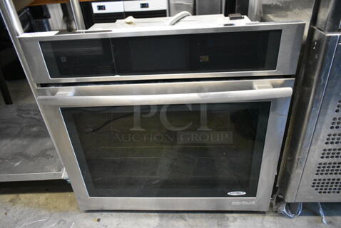 BRAND NEW SCRATCH AND DENT! Jenn Air JJW3430DS01 Stainless Steel Electric Powered Convection Oven. 240 Volts, 1 Phase.