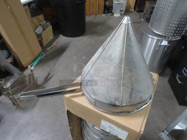 One Cone Strainer.