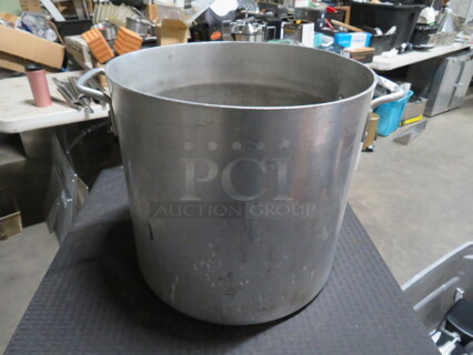 One 14X13 Aluminum Stock Pot.