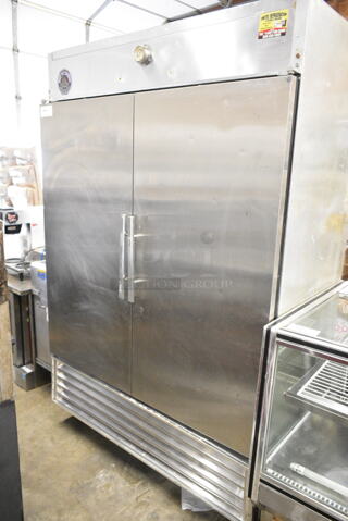 True T-49 Stainless Steel Commercial 2 Door Reach In Cooler w/ Metal Pan Rack. 115 Volts, 1 Phase. Tested and Working!