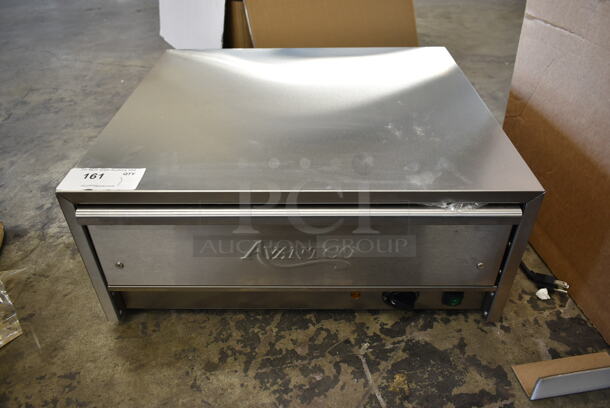 BRAND NEW SCRATCH AND DENT! Avantco 177BW32 Stainless Steel Commercial Countertop Single Drawer Bun Warmer. 120 Volts, 1 Phase. Tested and Working!
