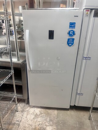 Late Model Danby DUF140E1WDD 13.8 cu ft Upright Freezer 115v Tested and Working