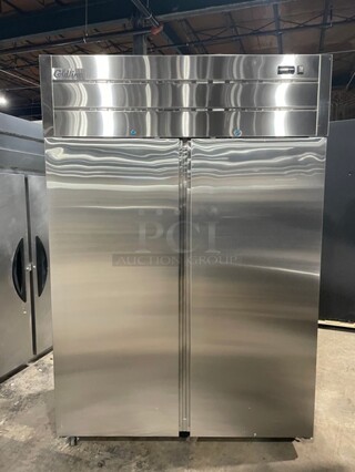 WOW! NEW! Scratch-N-Dent! Cold Line Commercial 2 Door Reach In Refrigerator! All Stainless Steel! With Poly Coated Racks! On Casters! 115V! Model: C-2RR-TM SN: 186102600!