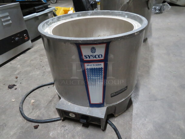 One Vollrath Food Warmer. 120 Volt. Model# 72017-10. 10.5X10