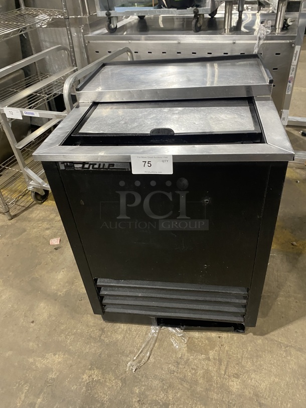 True Refrigerated 1 Top Sliding Door Beer Bottle Cooler! Model TD24-07 Serial 6527072! 115V 1 Phase! 