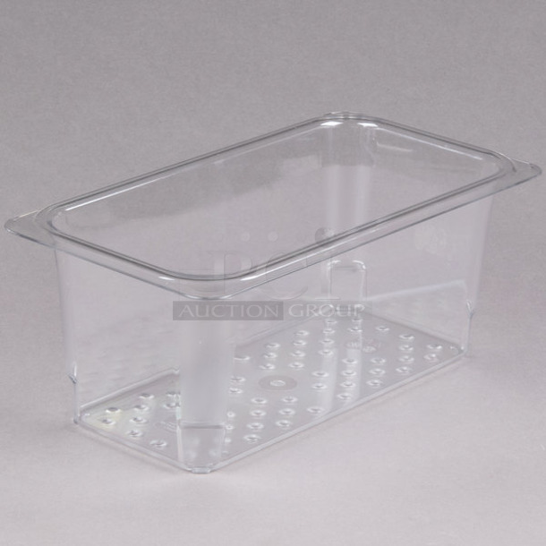 Box of 6 BRAND NEW! Cambro 35CLRCW135 Camwear 1/3 Size Clear Polycarbonate Colander Pan - 5" Deep