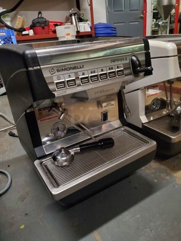 SIMONELLI nuova APPIA II Espresso Machine 120V 