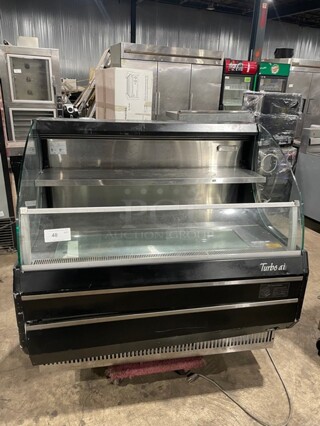 Nice! Turbo Air Commercial Refrigerated Grab-N-Go Case/Merchandiser! With Stainless Steel Interior! 120V! Model: TOM-50LB SN: TML50197018!