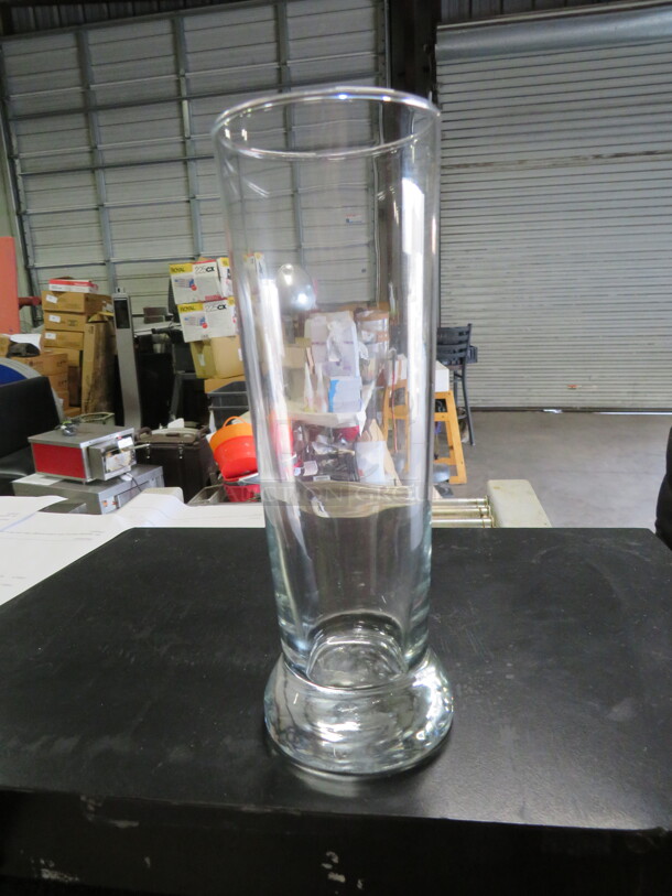 Pilsner Beer Glass. 12XBID