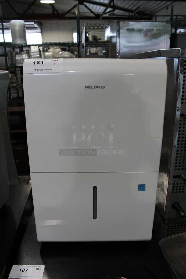 BRAND NEW SCRATCH AND DENT! Pelonis PAD40C1AWT 40 Pint Dehumidifier Energy Saving w/ Continuous Drain. 115 Volts, 1 Phase. Tested and Working!