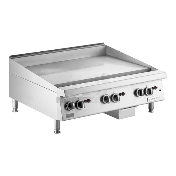 BRAND NEW SCRATCH AND DENT! 2023 Garland 372GT36GT36N Stainless Steel Commercial Natural Gas 36" Countertop Griddle with Thermostatic Controls. One Leg Is Bent. 84,000 BTU