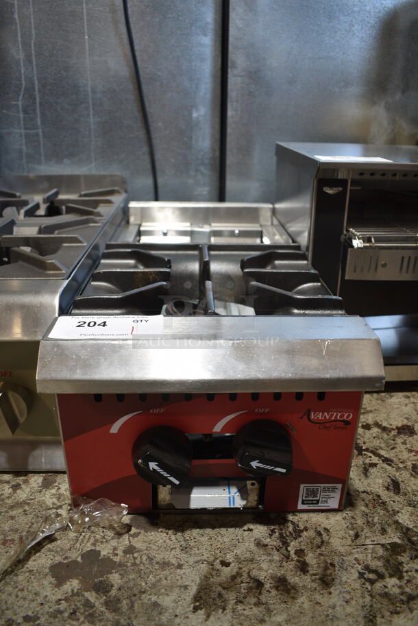 BRAND NEW SCRATCH AND DENT! 2023 Avantco 177CAGR212 Stainless Steel Commercial Countertop Natural Gas Powered 2 Burner Range. Missing Back Burner and Grate. 