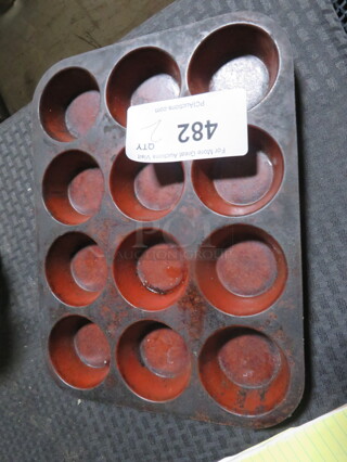 Silicone Muffin Pan. 2XBID