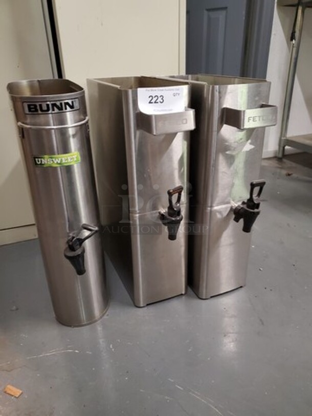 ALL ONE MONEY Lot of 3 Fetco (2) BUNN (1) Iced tea dispenser W/ Lids - Item #1125088