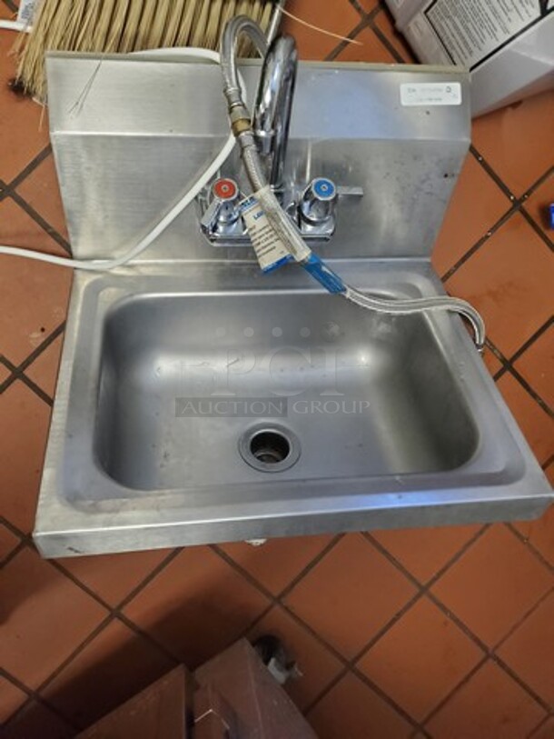 Hand Sink 