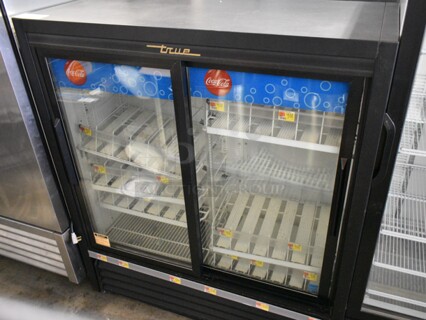 True GDM-41SL-54-LD Metal Commercial 2 Door Reach In Cooler Merchandiser w/ Poly Coated Racks. 115 Volts, 1 Phase. Tested and Working!