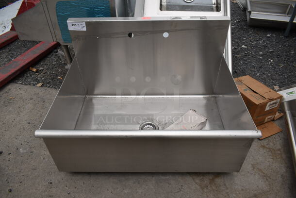BRAND NEW SCRATCH AND DENT! Stainless Steel Commercial Single Bay Sink w/ Faucet and Handles. No Legs.