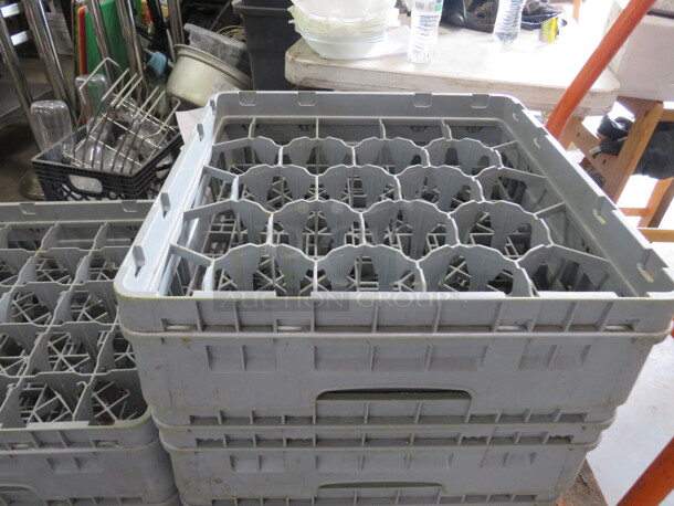 20 Hole Dishwasher Rack. 3XBID - Item #1126377