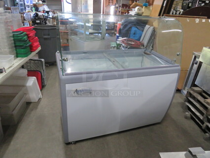 One WORKING Avantco Dipping Cabinet On Casters. Model# ADC-8HC. 115 Volt. 48X27X52