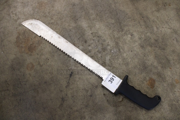 Metal Serrated Knife. 23"