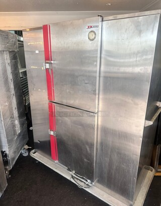 Carter-Hoffmann FH80 Heated Banquet Cart - (120) Plate Capacity, Stainless, 120v Tested and Working