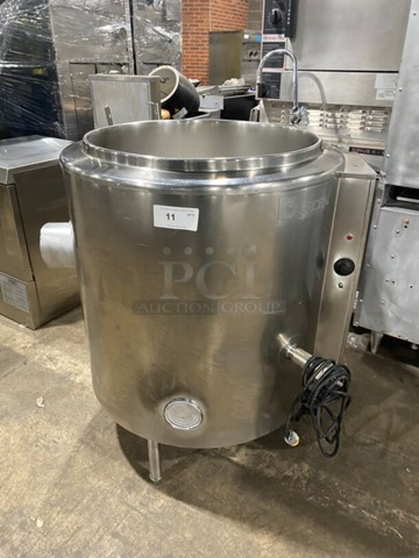 Groen Commercial Natural Gas Powered Jacketed Self-Contained Soup Kettle! All Stainless Steel! On Legs! Model: AH/1-40