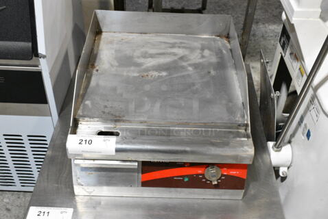 Avantco 177EG16N Stainless Steel Commercial Countertop Electric Powered Flat Top Griddle. 120 Volts, 1 Phase. 