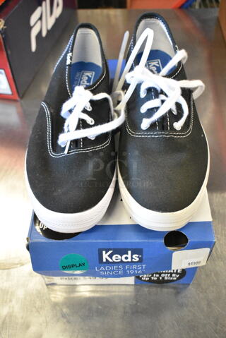 BRAND NEW! Keds Champion Size 7 Shoes