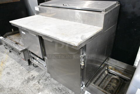 Leader ESPT48S/C Stainless Steel Commercial Pizza Prep Table on Commercial Casters. 115 Volts, 1 Phase. Tested and Working!