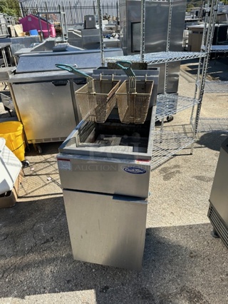 One WORKING Cook Rite Natural Gas Deep Fryer With 2 Baskets. Model# ATFS-40. 15.5X32X44. $1068.00.