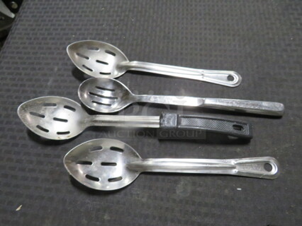 Commercial Slotted Spoon. 4XBID