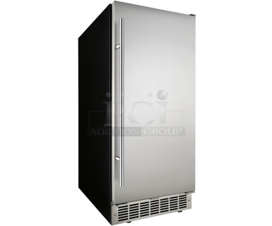 BRAND NEW SCRATCH AND DENT! Danby DIM32D1BSSPR 32lb 15" Stainless Steel Self Contained Undercounter Ice Machine. 115 Volts, 1 Phase. Tested and Working!