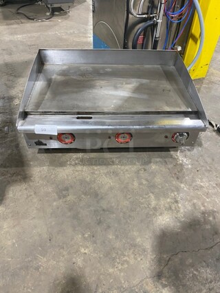 Star Max 36" Inch Commercial Electric Flat Griddle! All Stainless Steel! With Back And Side Splashes! 