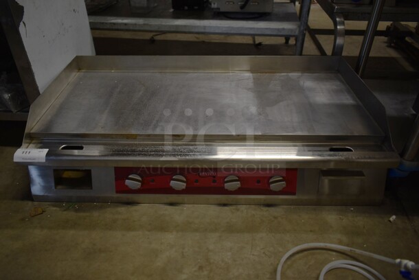 Avantco 177EG48N Stainless Steel Commercial Countertop Electric Powered Flat Top Griddle. 208/240 Volts, 1 Phase. 