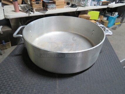 One 16X5.5 Aluminum Braising Pan.